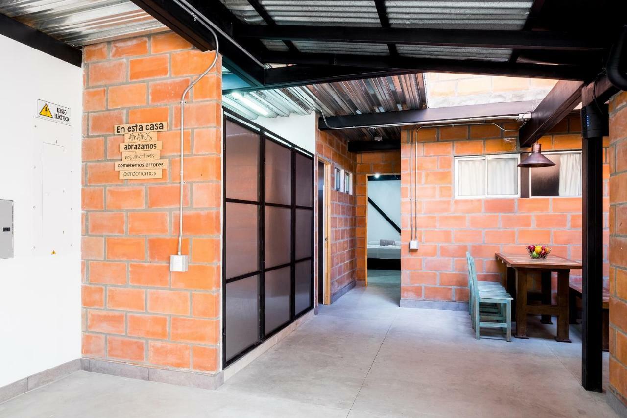 Medellin Backpacker Hostel Exterior photo